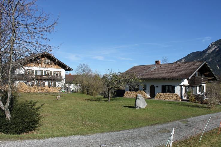 Zum Bergbauer Apartment Mittenwald Bagian luar foto